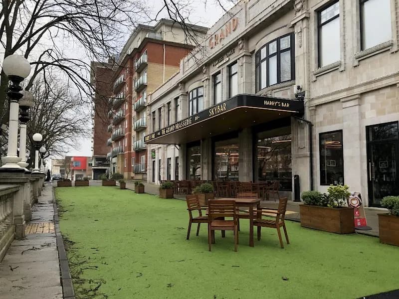 Harry's Rooftop Bar & Terrace