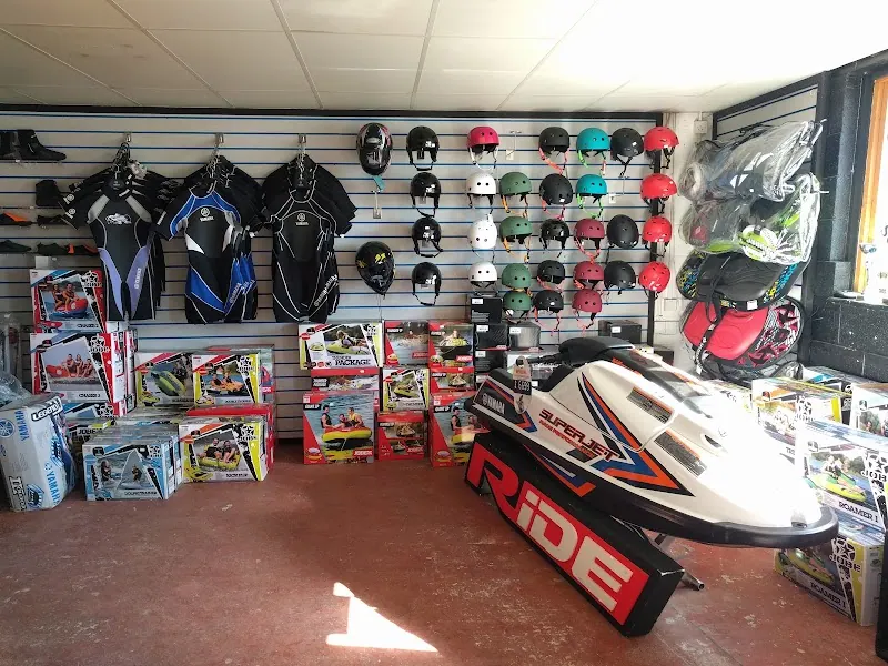 Avos Watersports Den