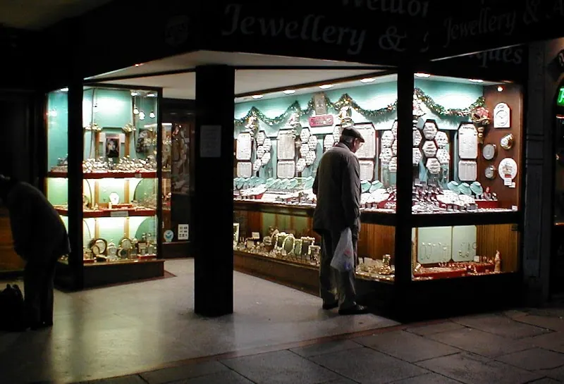 Weldons Jewellery & Antiques